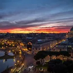 Peter\'S Nest In Vatican + St. Peter